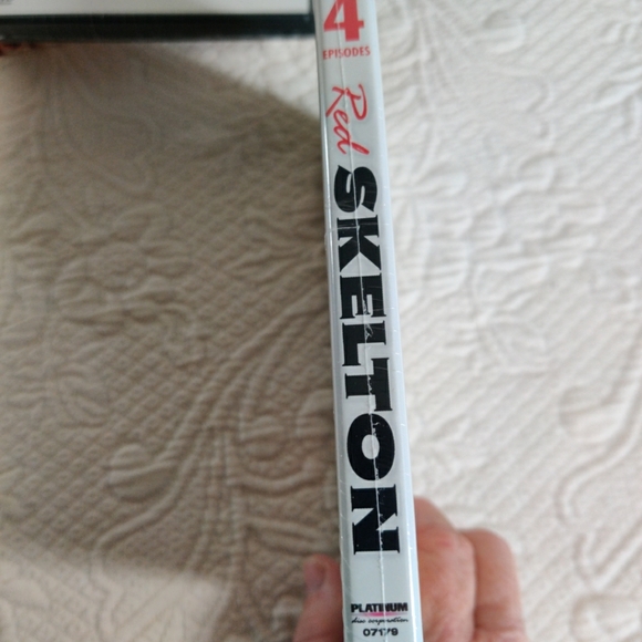 TV Classics Red Skeleton America's Favorite Funny Man Two VHS Set, New Sealed - Picture 9 of 11